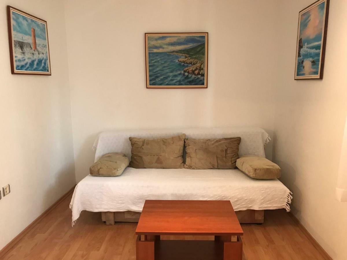 Apartment Pulic ラブ エクステリア 写真