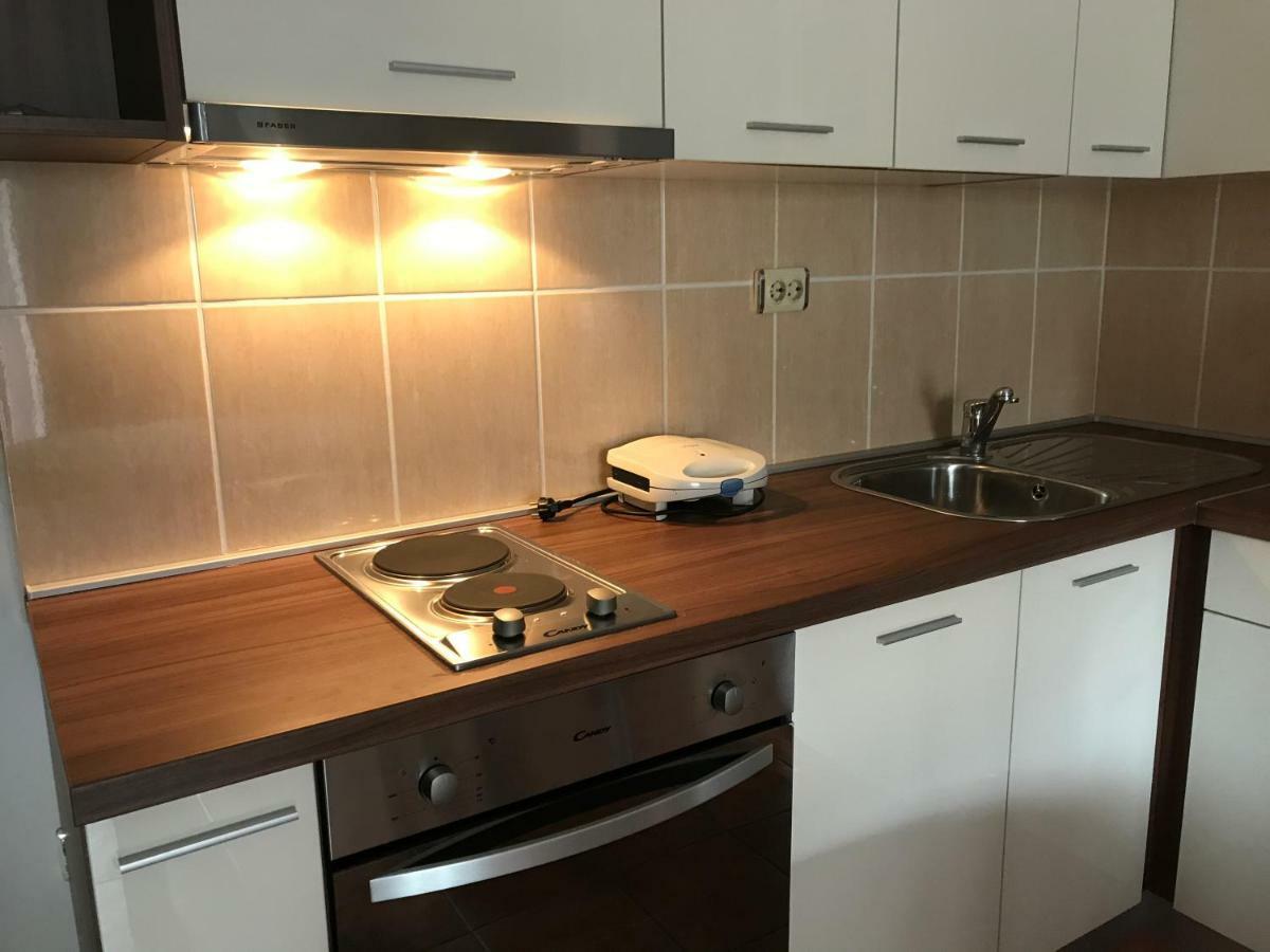 Apartment Pulic ラブ エクステリア 写真
