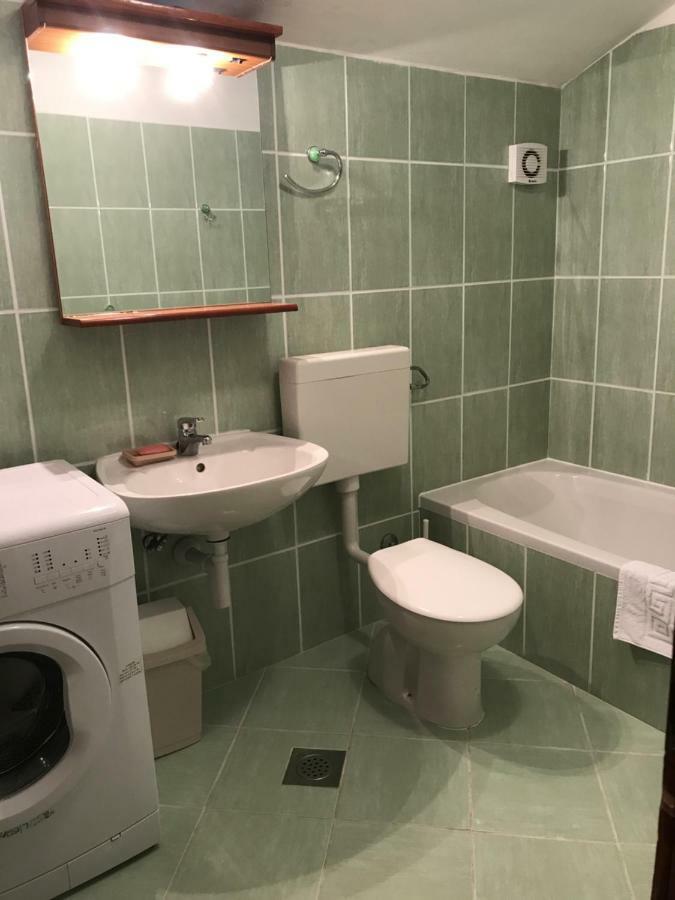 Apartment Pulic ラブ エクステリア 写真